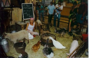 tiligolodanslescentrescommerciaux La ferme de Tiligolo s'installe dans la galerie marchande